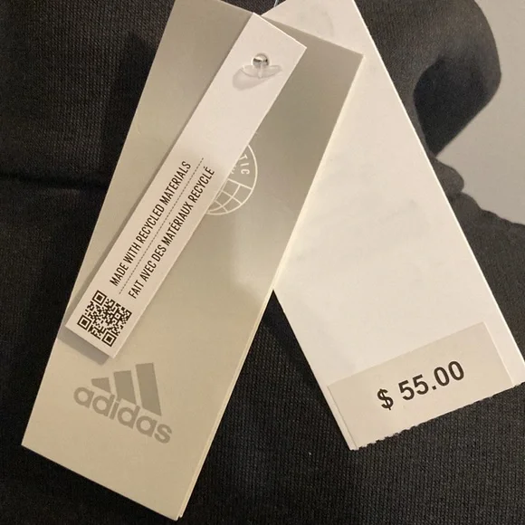 ✨NWT✨ Adidas Crop - Picture 9 of 10